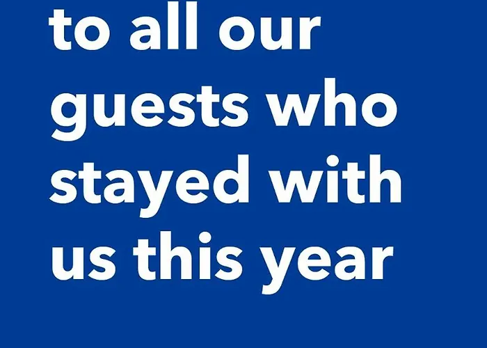 Elegant With Private Garden, Ac And Garage, Near Airport Apartman *