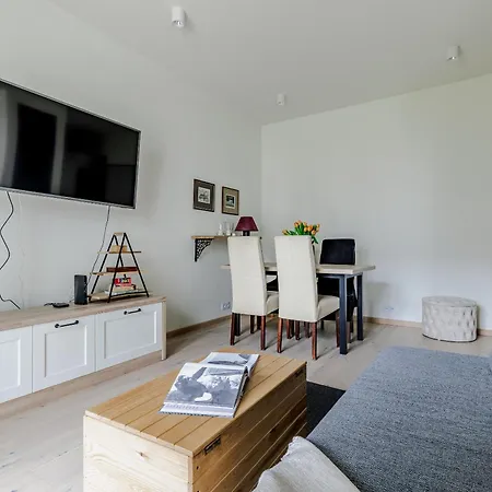Relax&comfort New Waw 50 Sqm With Terrace, Garden, Free Parking And Ac Warszawa