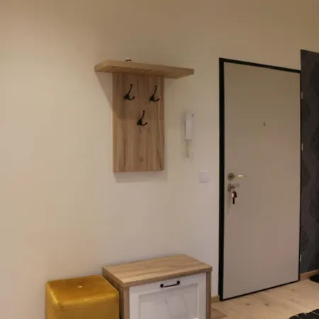 Relax&comfort New Waw 50 Sqm With Terrace, Garden, Free Parking And Ac Lägenhet